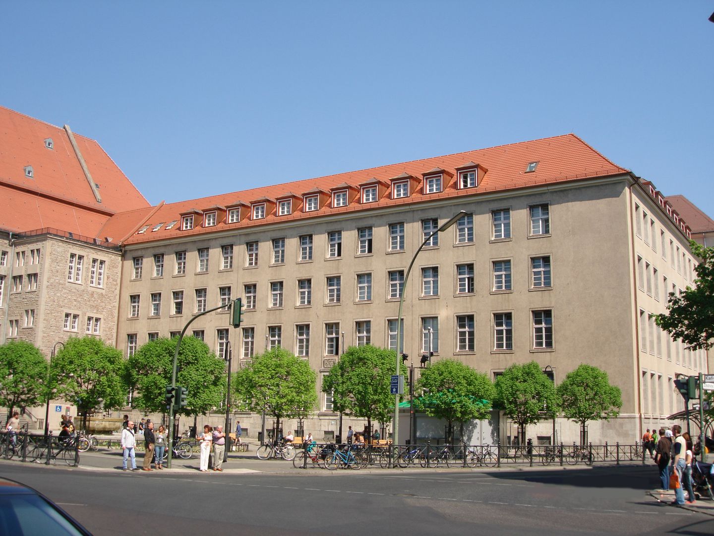 Beispielarbeit von BDG Bedachungen Berlin GmbH - veröffentlicht auf Dachdecker.com