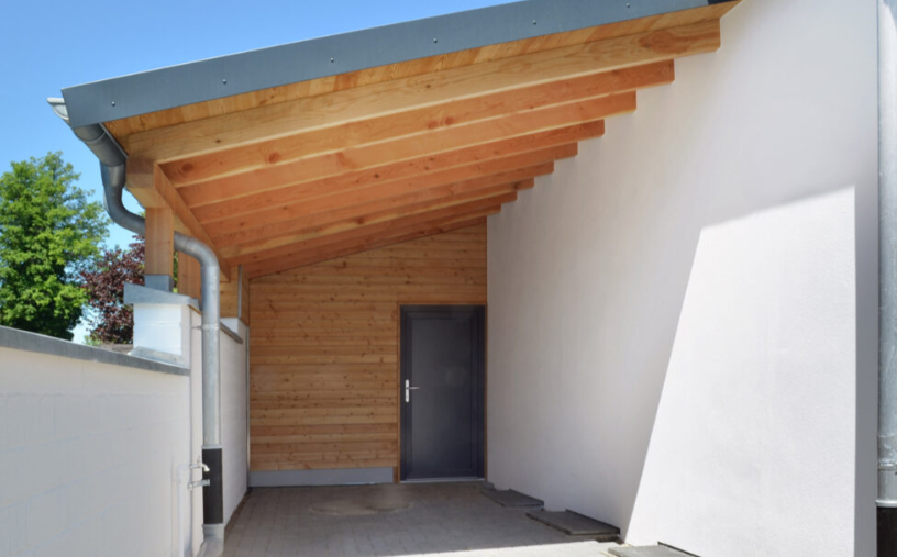 Beispielarbeit von Bauer Holzbau GmbH Zimmerei - Holzhäuser - Dacheindeckungen - veröffentlicht auf Bauunternehmen.org