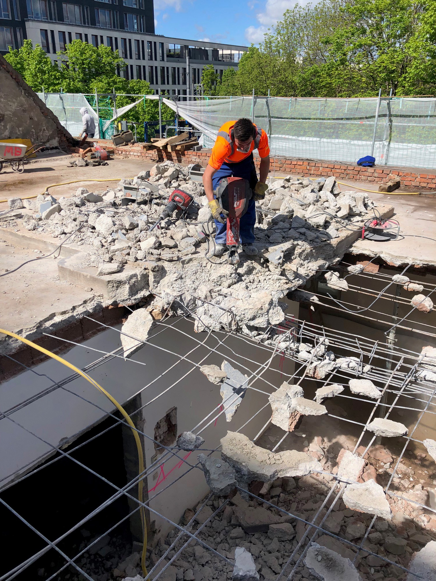 Beispielarbeit von Hardi Abbruch und Demontage GmbH München - veröffentlicht auf Hausmeisterdienste.net