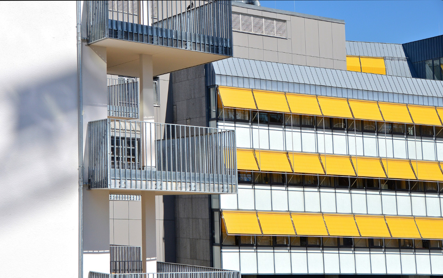 Beispielarbeit von Rolladen - GÜNTER - GmbH - veröffentlicht auf Fensterbau.org