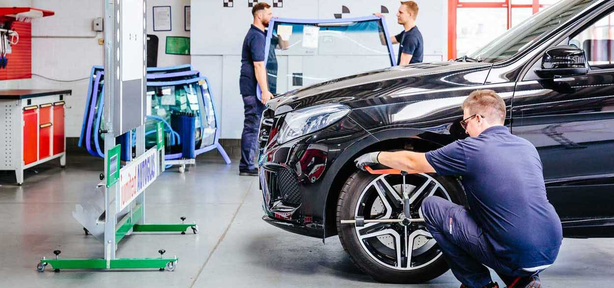 Beispielarbeit von Junited Knüpfer Autoglas Oberfranken GmbH - veröffentlicht auf Glaserei.org