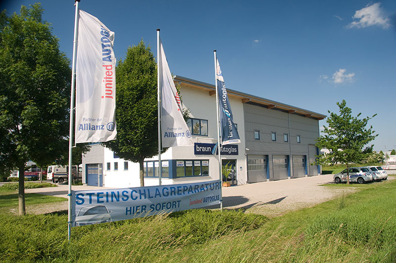 Beispielarbeit von Braun-Autoglas GmbH - veröffentlicht auf Glaserei.org