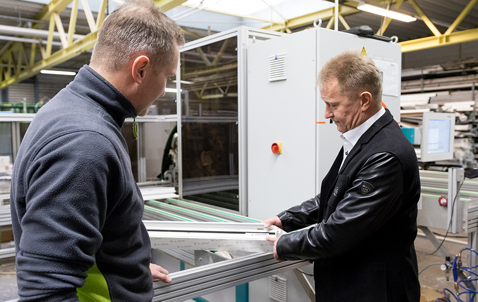 Beispielarbeit von AFB Auerbacher Fensterbau GmbH - veröffentlicht auf Glaserei.org