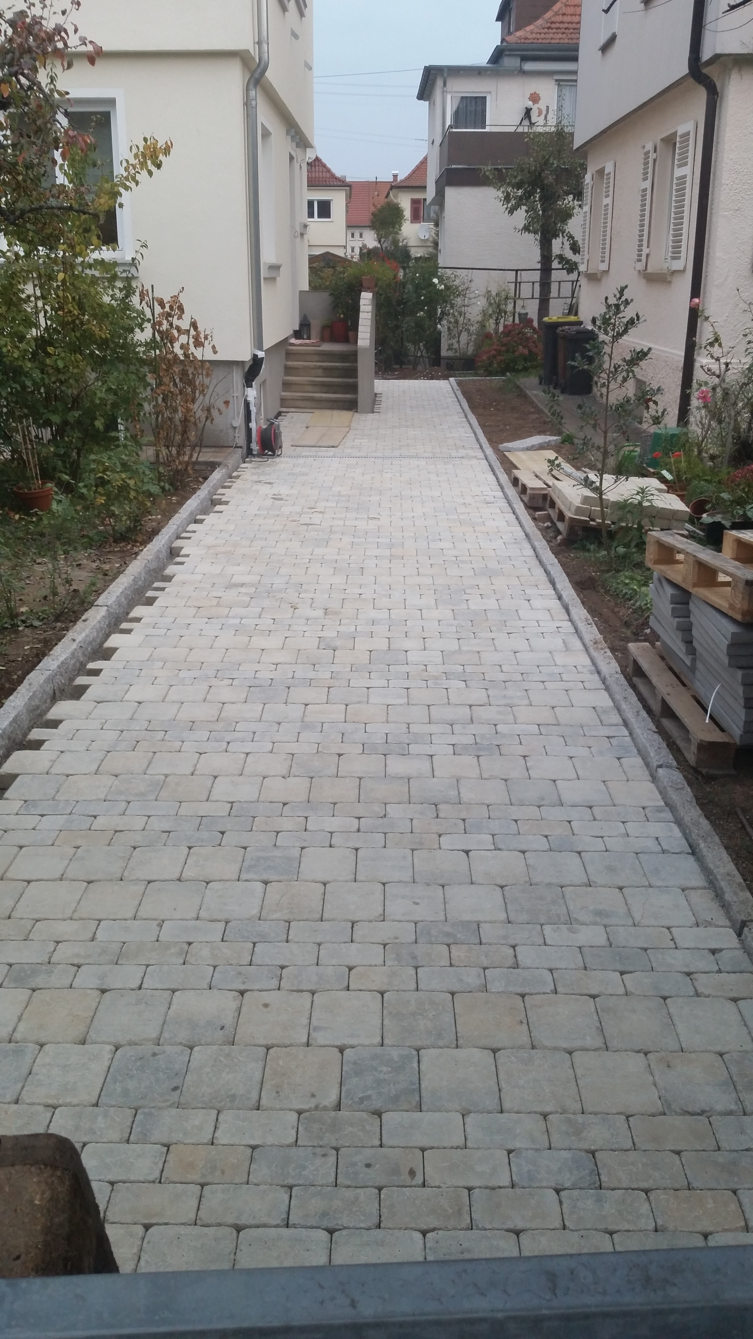 Beispielarbeit von P. Schmidt Garten- und Landschaftsbau - veröffentlicht auf Gartenbau.org