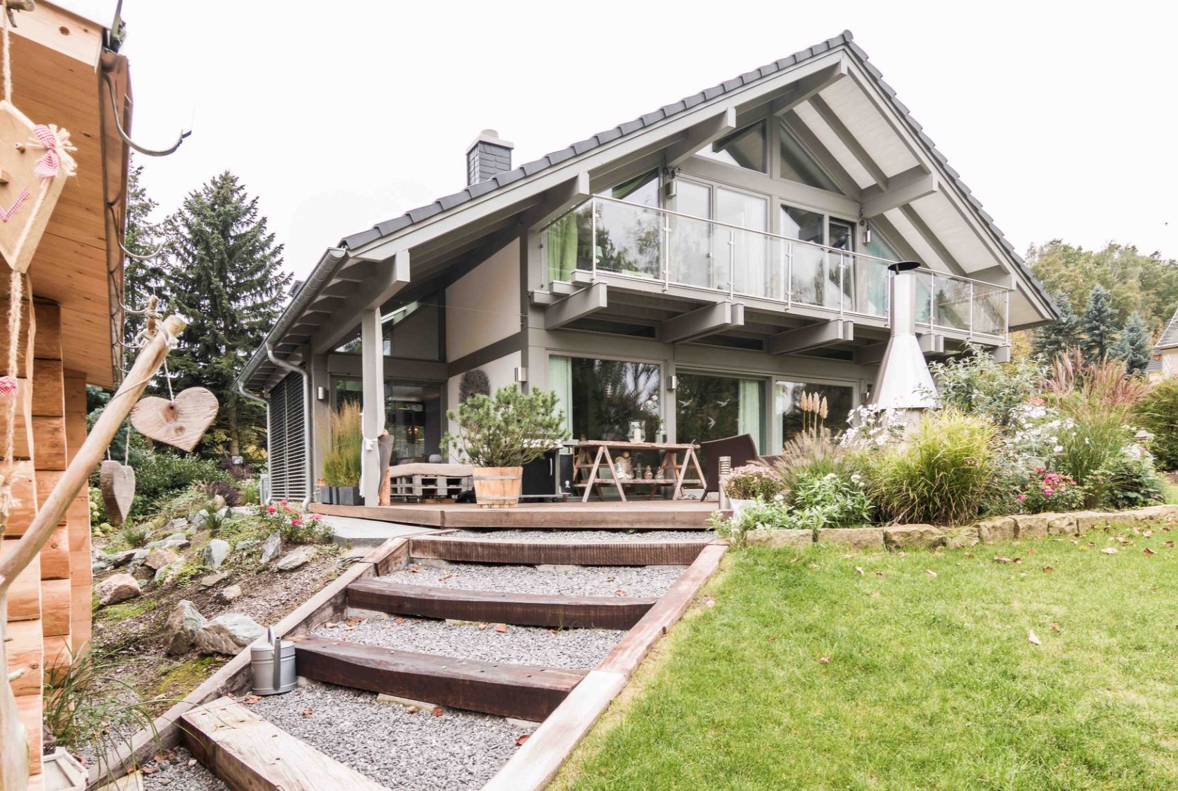 Beispielarbeit von Holzbau Meyer Zimmerei und Holzhausbau - veröffentlicht auf Tischler-Schreiner.org