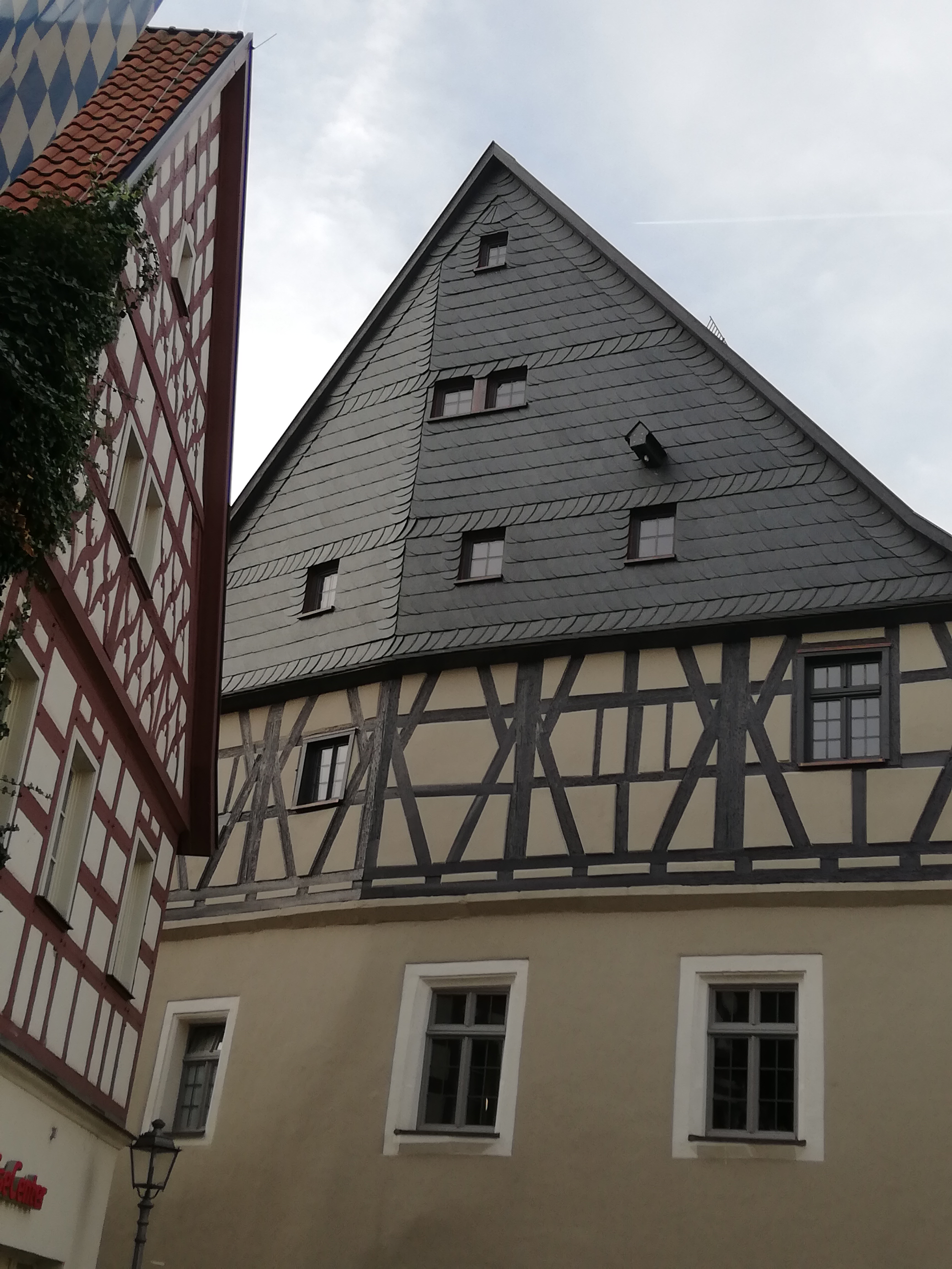 Beispielarbeit von Cherbiat Dachdeckerei e.K. - veröffentlicht auf Dachdecker.com