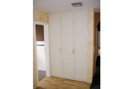 Schreinerei Weibart GmbH Treppen-Fenster-Türen - G …