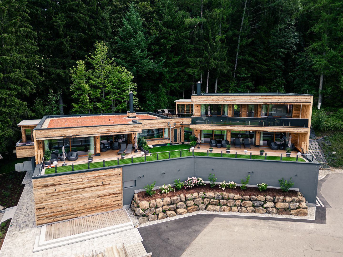 Beispielarbeit von Eickhoff GmbH Bedachungen Bauspenglerei - veröffentlicht auf Dachdecker.com