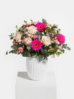 Beispielarbeit von Olivers Blumenmanufaktur in Haar - veröffentlicht auf Gartenbau.org