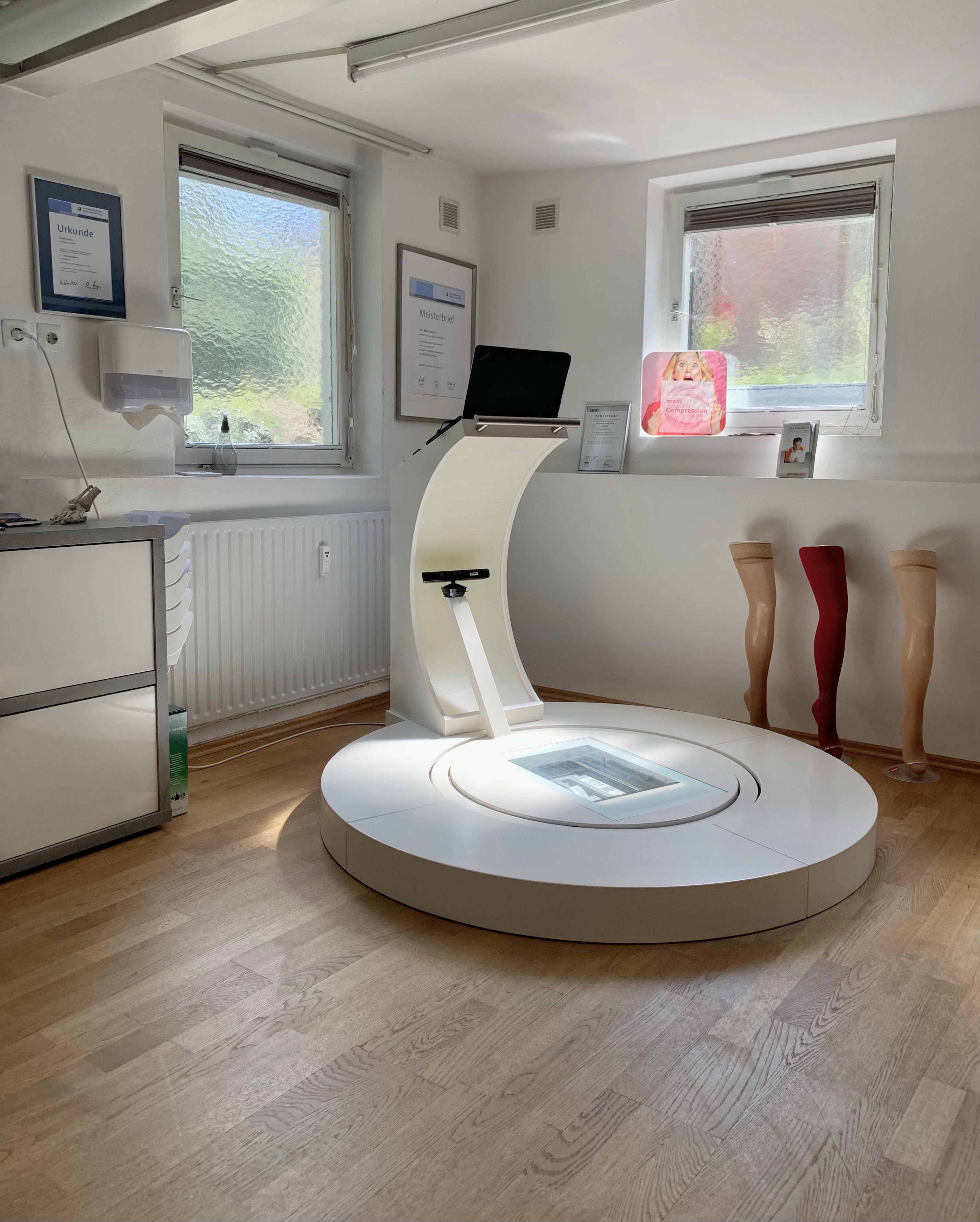 Beispielarbeit von Orthopädieschuhtechnik Renz - veröffentlicht auf Sanimio.de