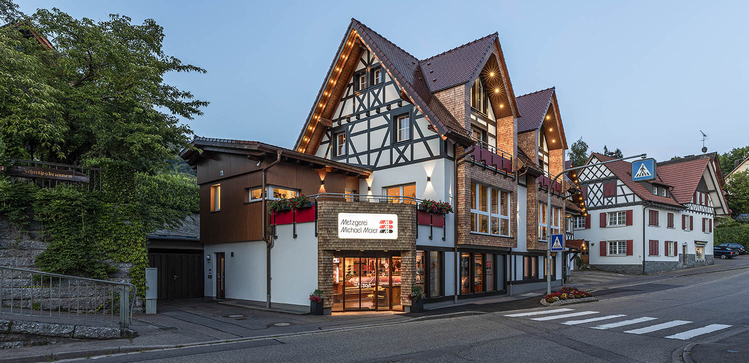 Beispielarbeit von Franz Schaufler Kreativer Holzbau GmbH - veröffentlicht auf Tischler-Schreiner.org