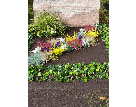 Beispielarbeit von Geiger Friedhofsgärtnerei Robert Ruschig - veröffentlicht auf Gartenbau.org