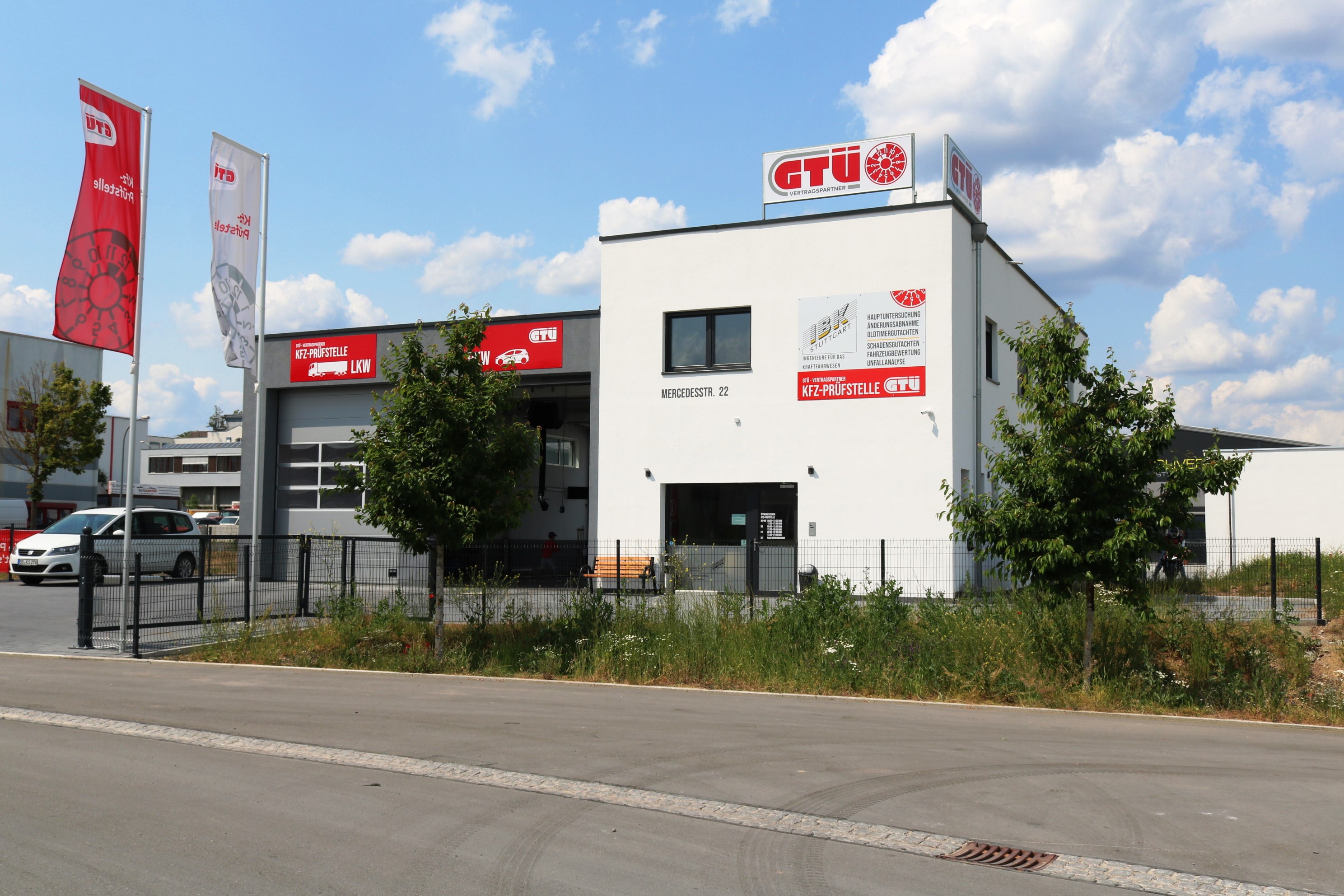 Beispielarbeit von GTÜ-Kfz Prüfstelle Schönaich/IBK Stuttgart GmbH Kfz Gutachter - veröffentlicht auf Gutachter.org
