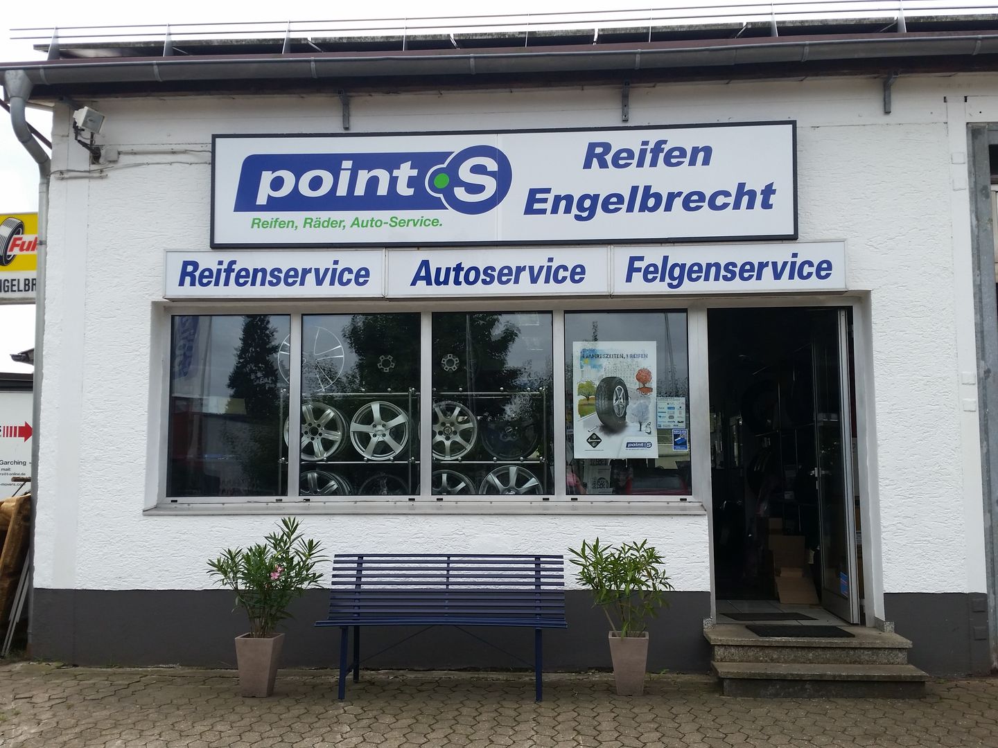 Beispielarbeit von Reifen Engelbrecht - veröffentlicht auf Auto-Werkstatt.de