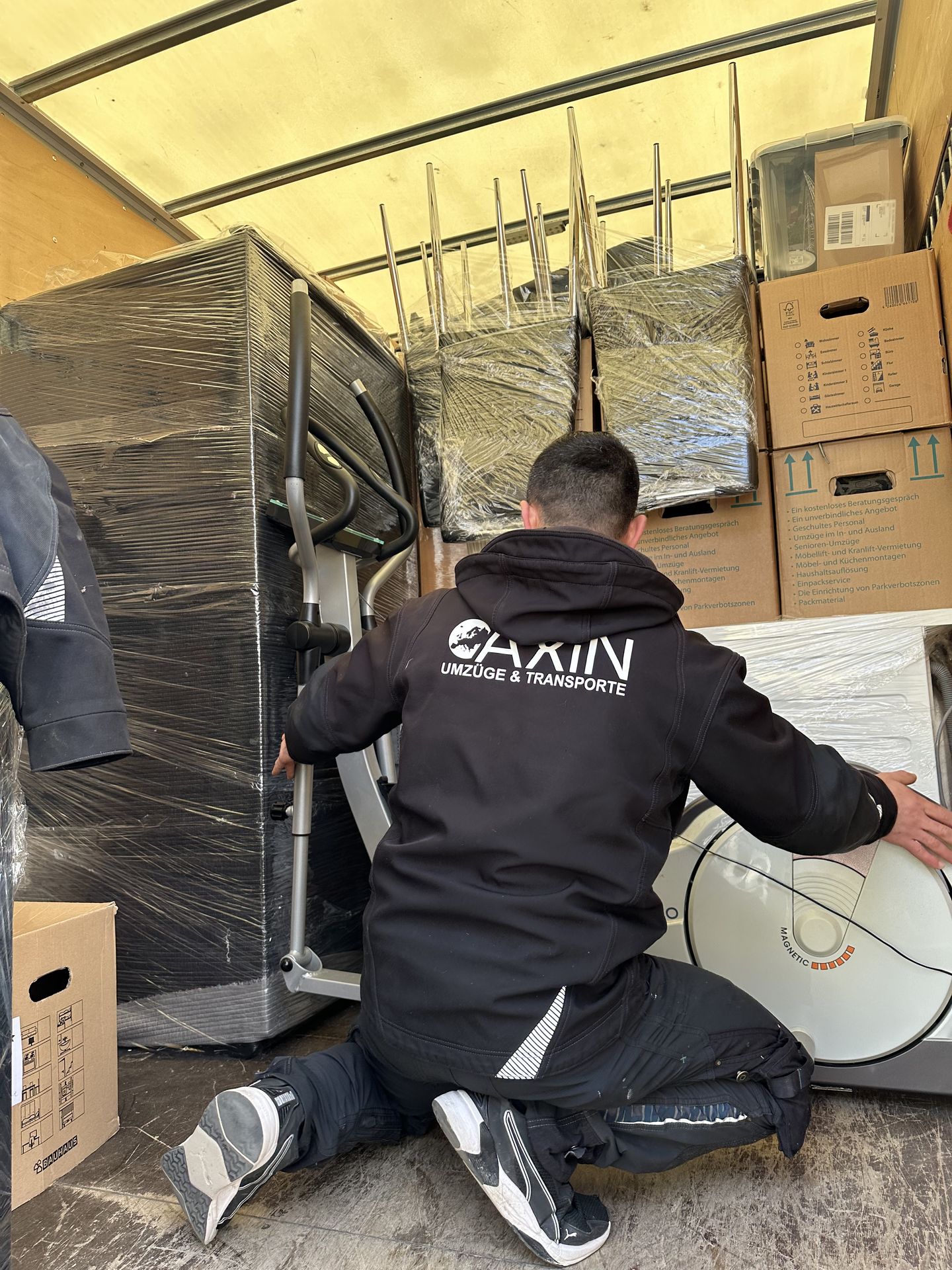Beispielarbeit von Axin Umzüge & Transporte - veröffentlicht auf Hausmeisterdienste.net
