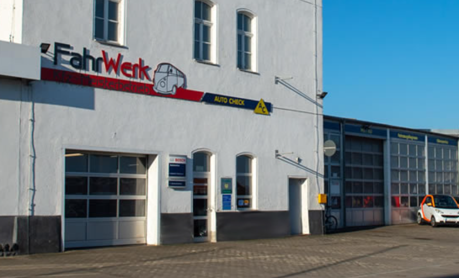 Beispielarbeit von FahrWerk - AutoCheck Inh. Dirk Preußler - veröffentlicht auf Auto-Werkstatt.de