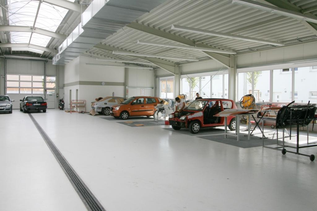Beispielarbeit von Schmidt GmbH Karosserie- und Lackierzentrum - veröffentlicht auf Auto-Werkstatt.de