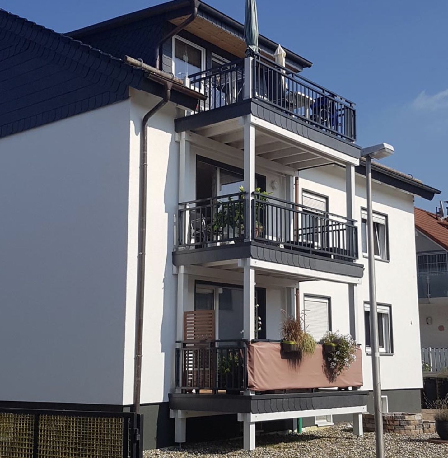 Beispielarbeit von Bruns Dach + Holzbau GmbH in Nieste und Staufenberg - veröffentlicht auf Dachdecker.com