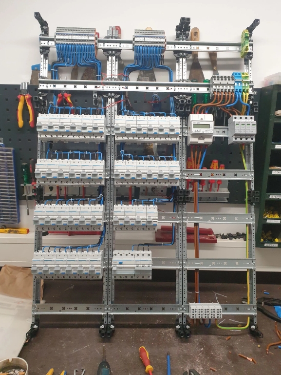 Beispielarbeit von Raithel Elektoinstallation e.K. - veröffentlicht auf Elektriker.org