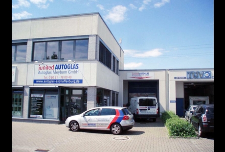 Beispielarbeit von Autoglas Meybom GmbH - veröffentlicht auf Glaserei.org