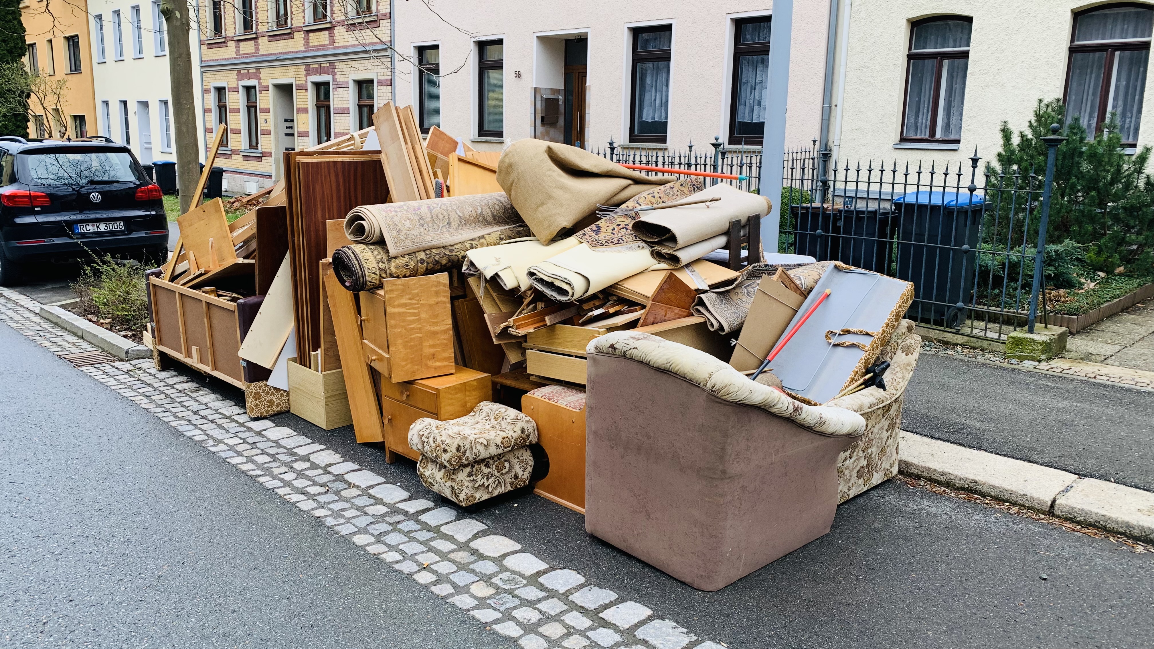 Beispielarbeit von RenRob Haushaltsauflösung-Container-Kurierdienst - veröffentlicht auf Hausmeisterdienste.net