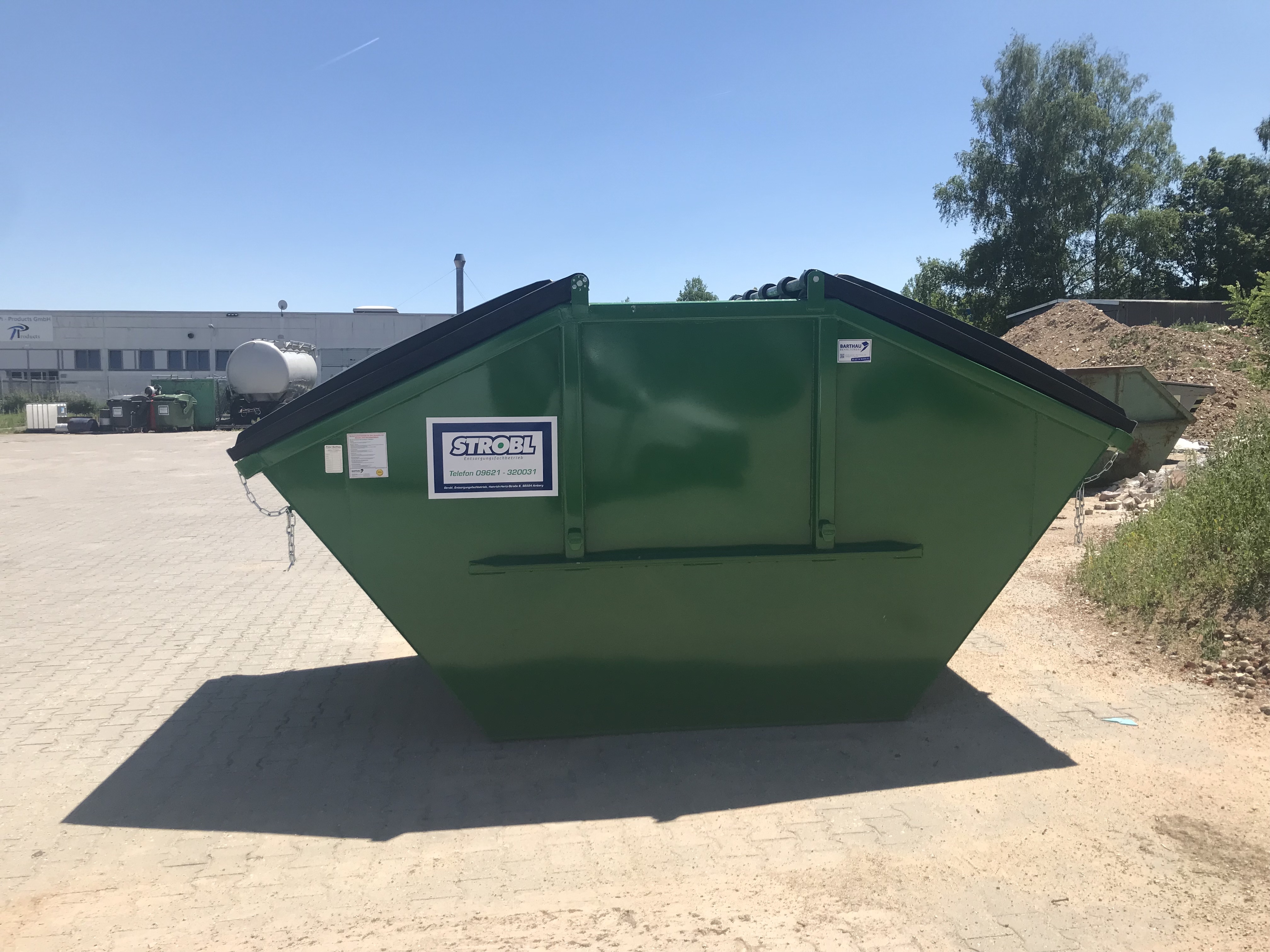 Beispielarbeit von Strobl GmbH | Recyclingzentrum Amberg - veröffentlicht auf Hausmeisterdienste.net