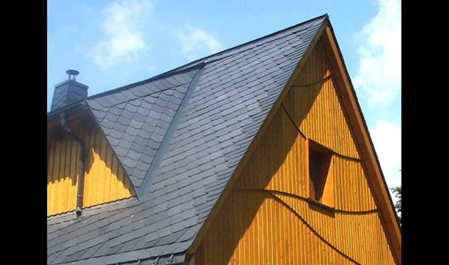 Beispielarbeit von Altenberger Bedachungs- und Bauunternehmen GmbH - veröffentlicht auf Dachdecker.com