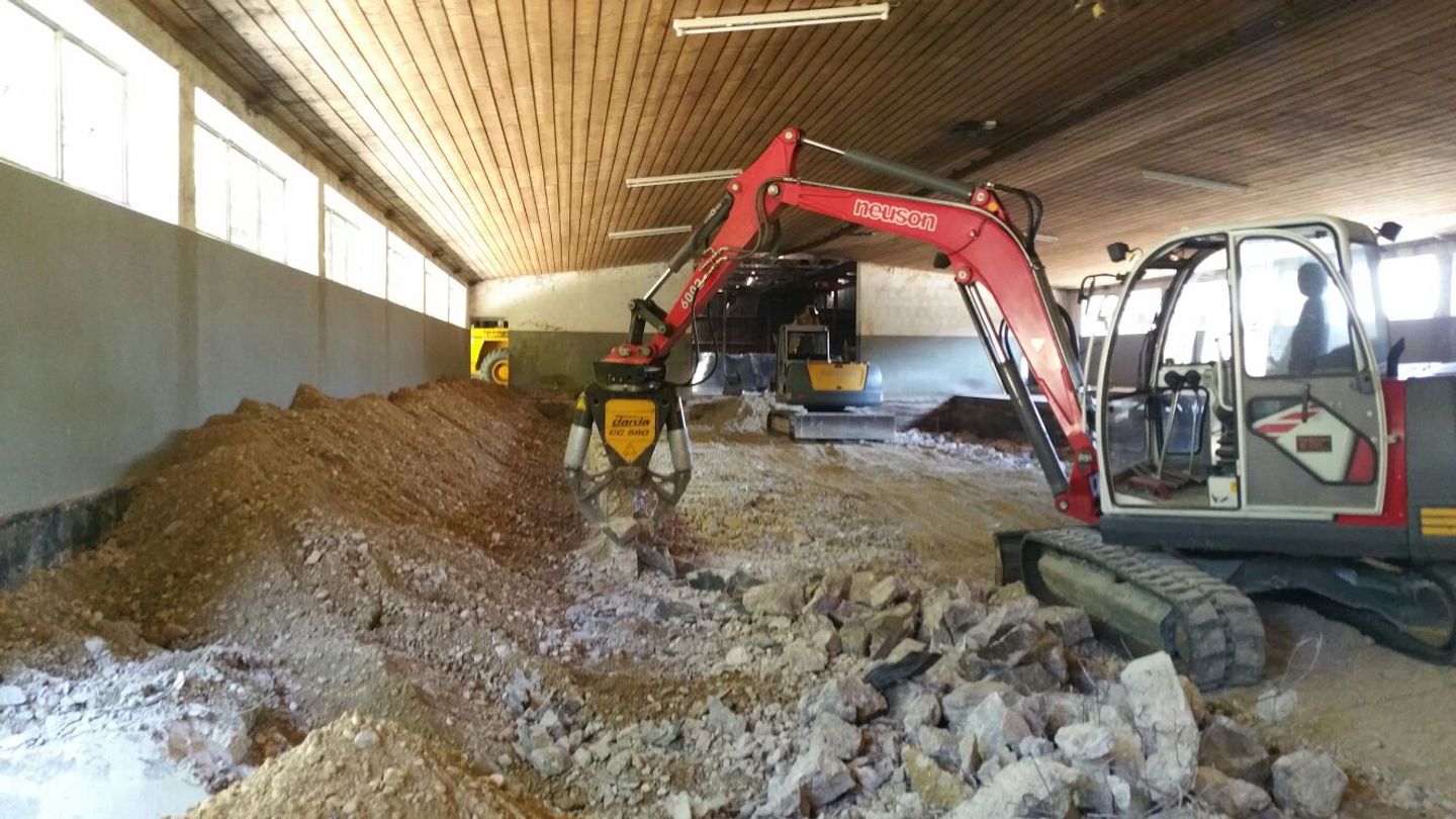 Beispielarbeit von Niedermeir Leonhard und Florian, Erdbewegung Abbruch Bauschuttrecycling - veröffentlicht auf Bauunternehmen.org