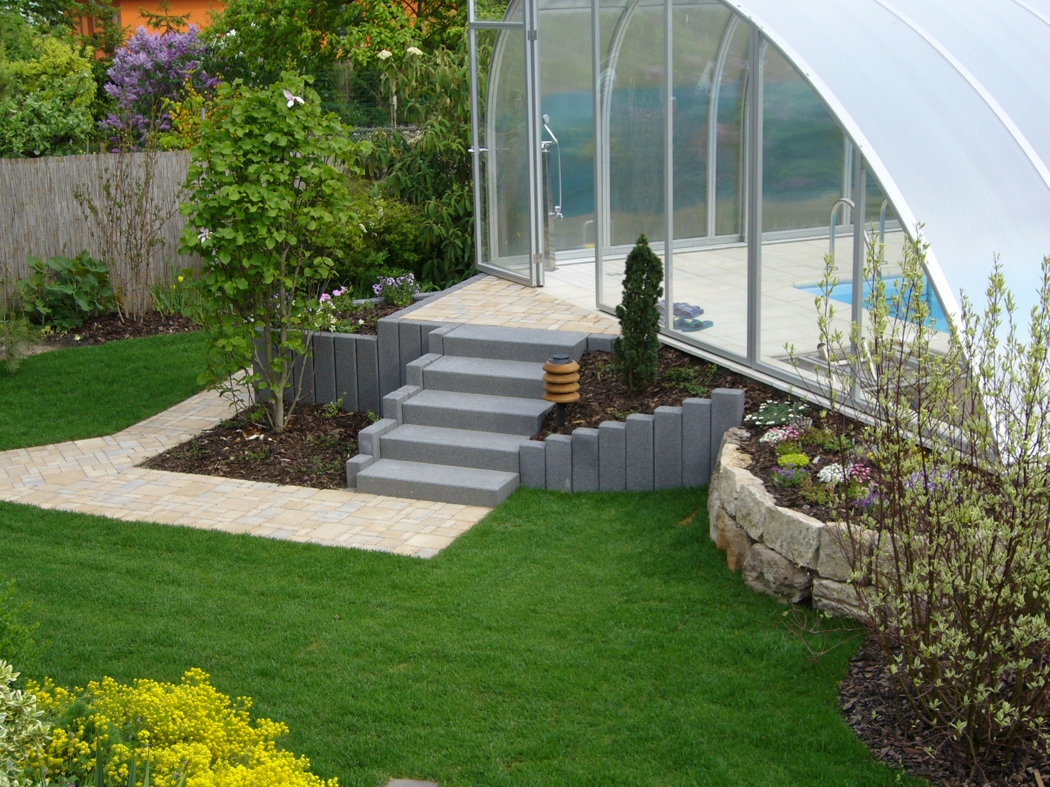 Beispielarbeit von GALABAU Kromsdorf Garten- und Landschaftsbau GmbH - veröffentlicht auf Gartenbau.org
