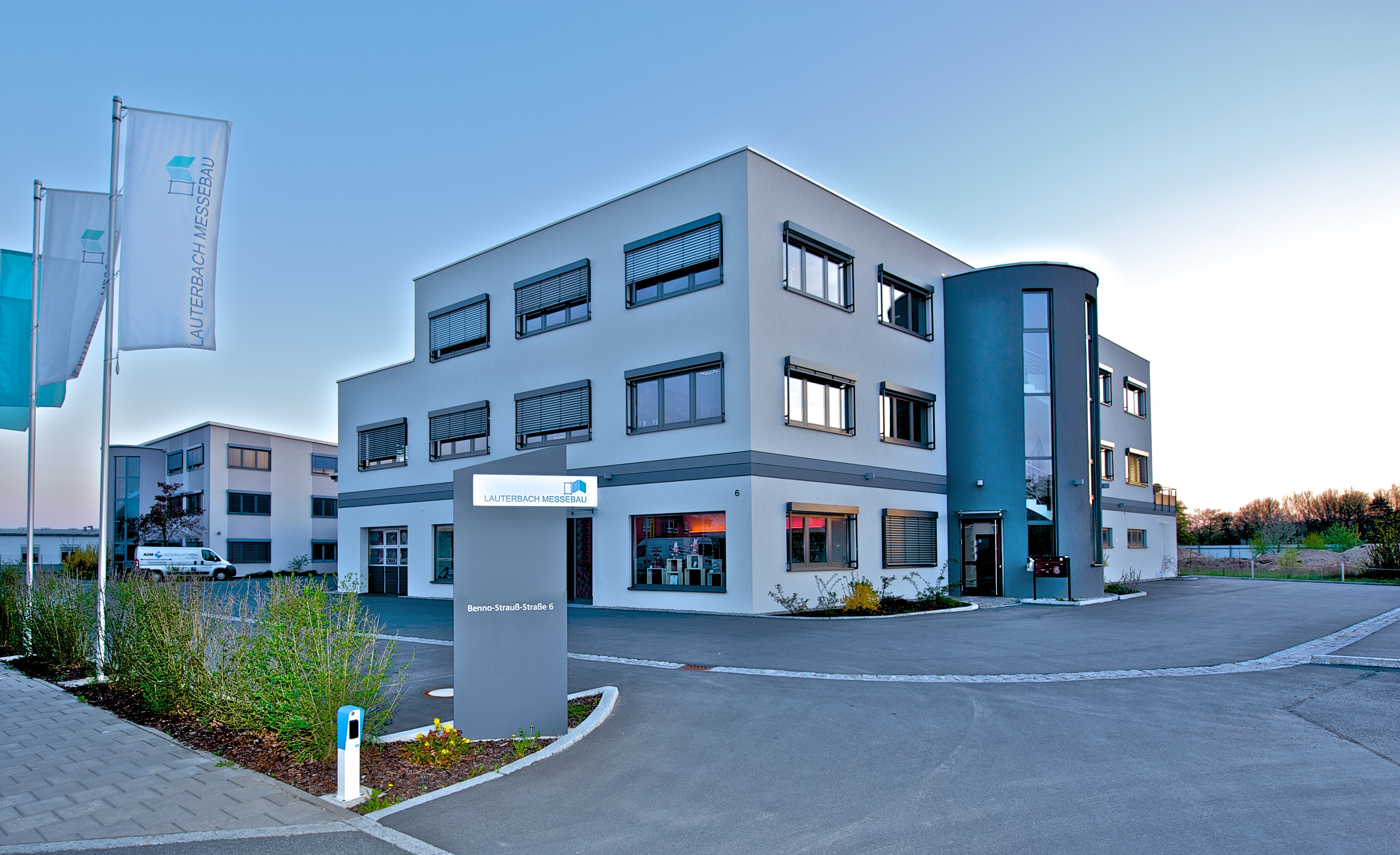 Lauterbach Messebau GmbH + Co. KG cover image