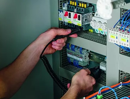 Beispielarbeit von Elektrotechnik Andreas Brons - veröffentlicht auf Elektriker.org