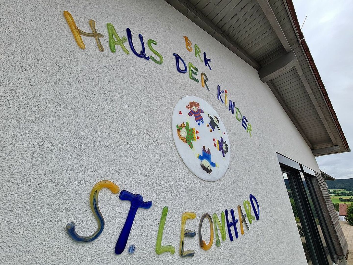 Beispielarbeit von Bayerisches Rotes Kreuz - Kindergarten St. Leonhard - veröffentlicht auf Bauunternehmen.org