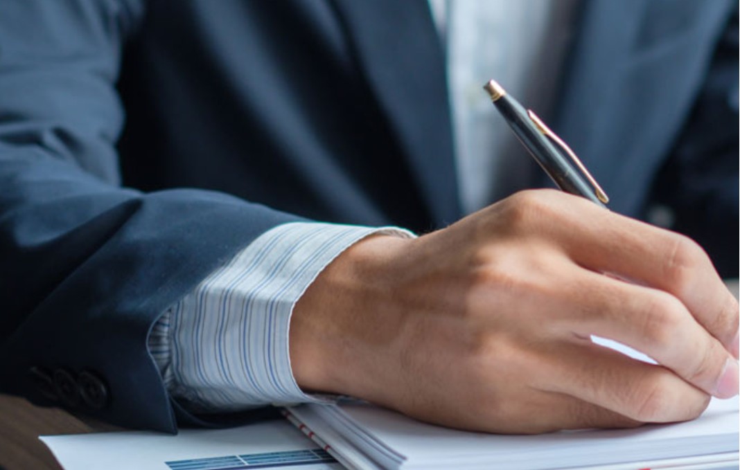 Dipl.-Kfm. Steuerberater Florian Baumer cover image