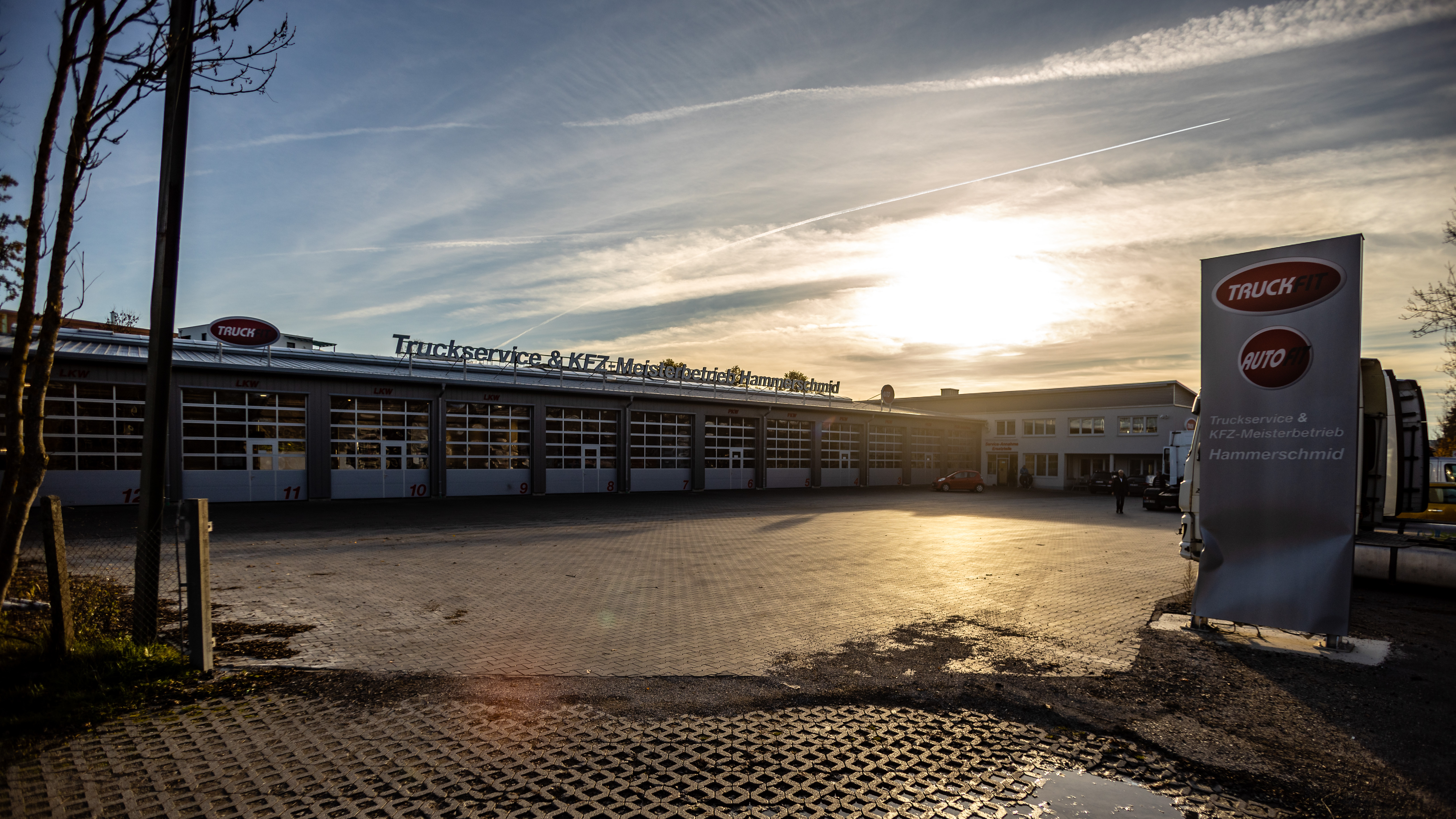 Reparaturwerkstätte Hammerschmid GmbH & Co. KG | KFZ- Service cover image