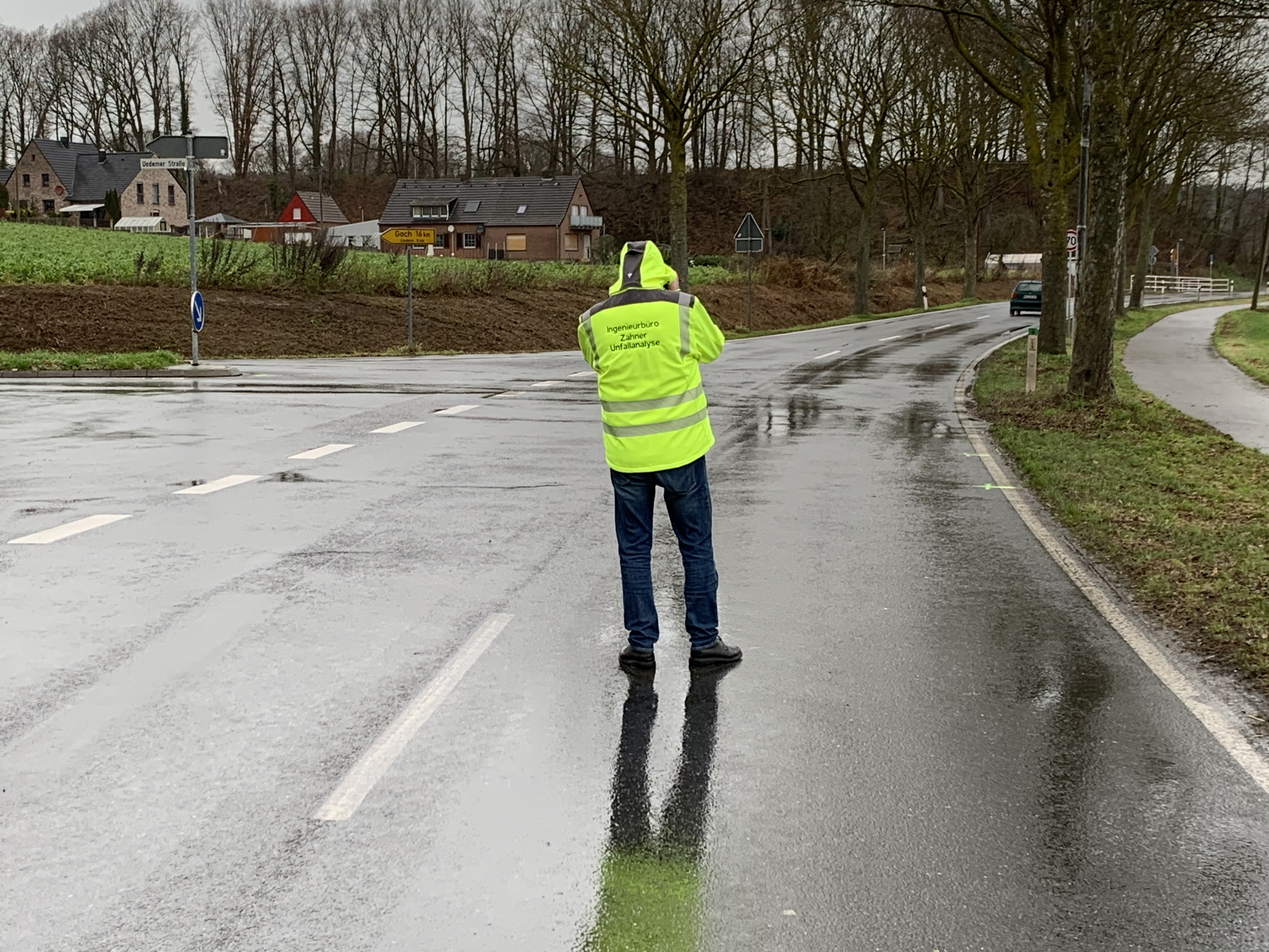 Beispielarbeit von Ingenieurbüro Zahner Kfz-Technik & Verkehrsunfallanalyse - veröffentlicht auf Gutachter.org