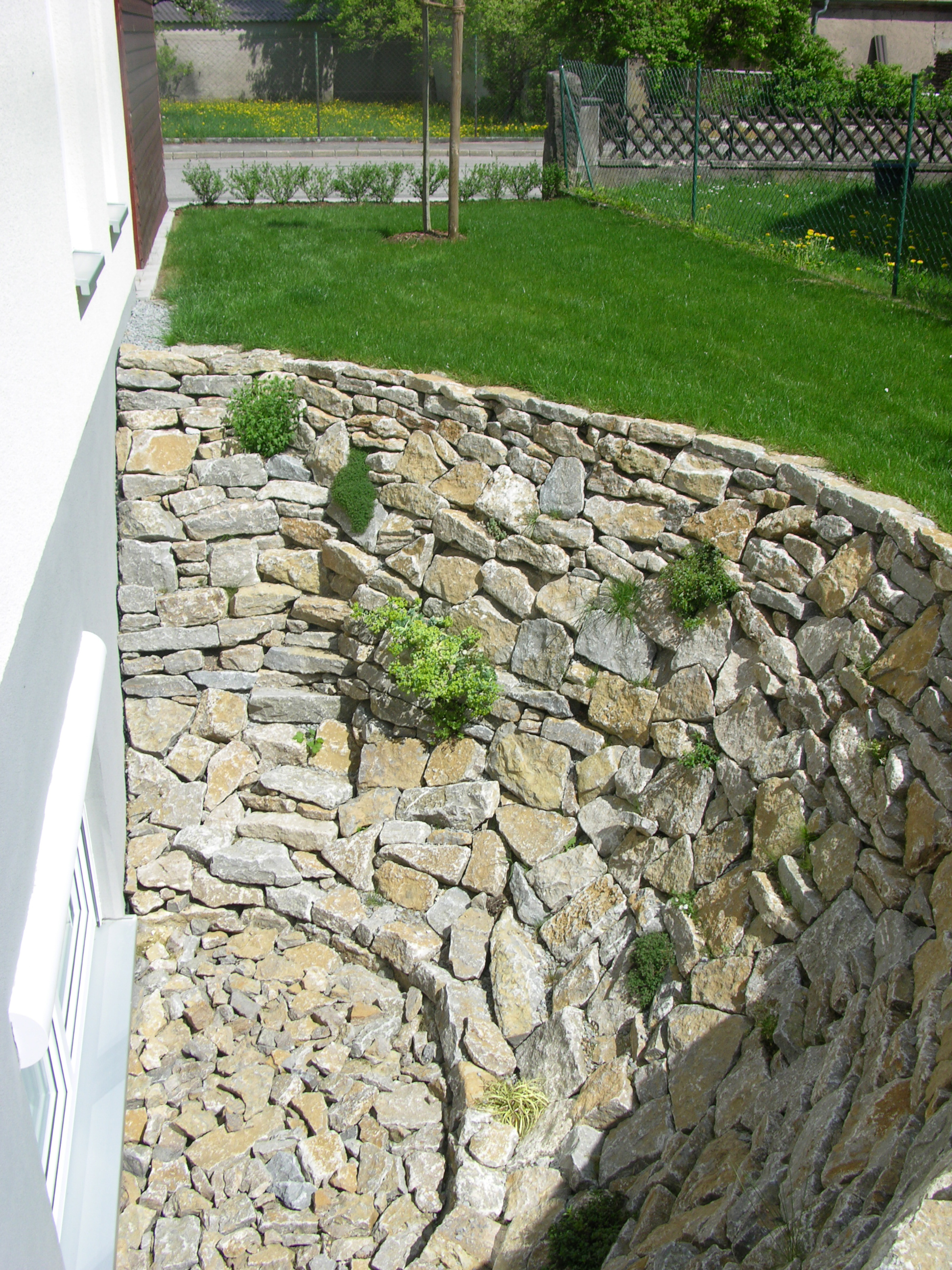 Beispielarbeit von Geissbauer Garten- und Landschaftsbau e.K. - veröffentlicht auf Gartenbau.org