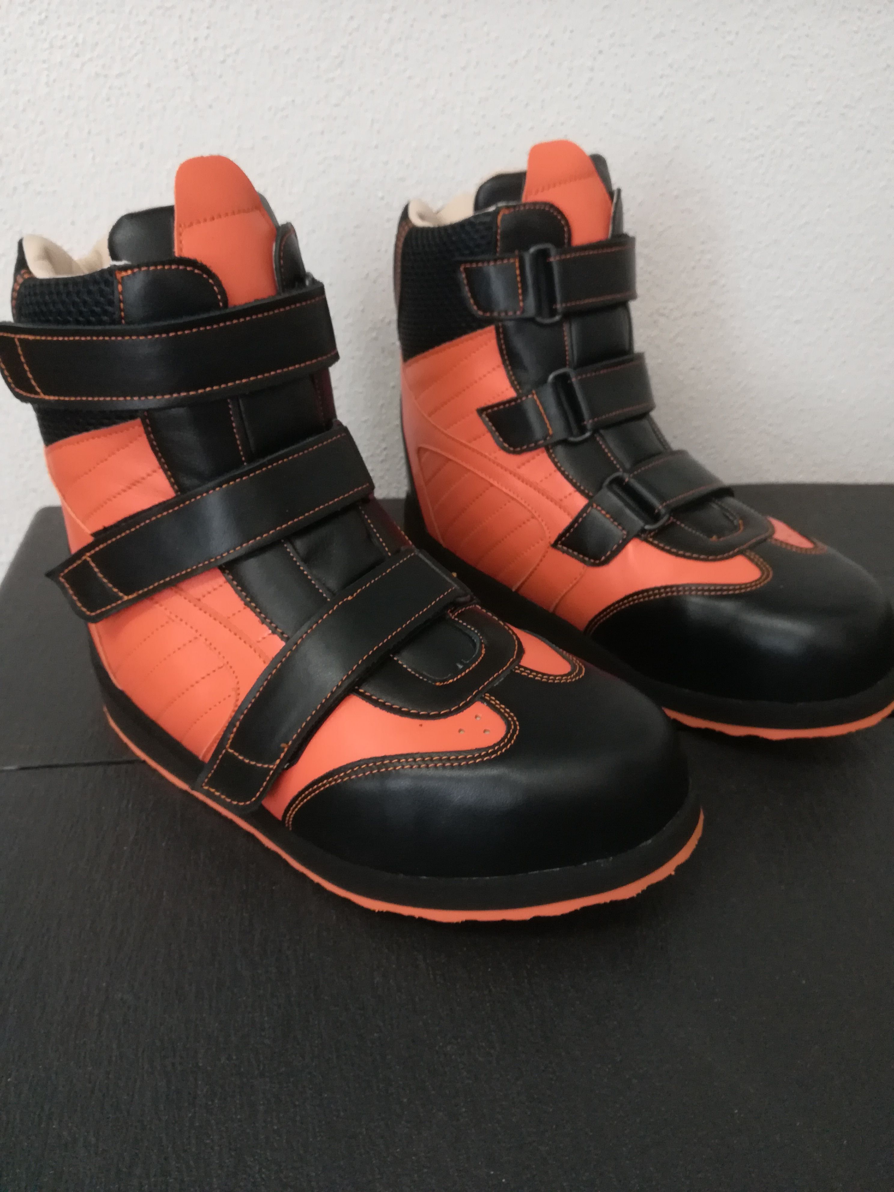 Beispielarbeit von Orthopädie-Schuhtechnik Jens Roßberg - veröffentlicht auf Sanimio.de