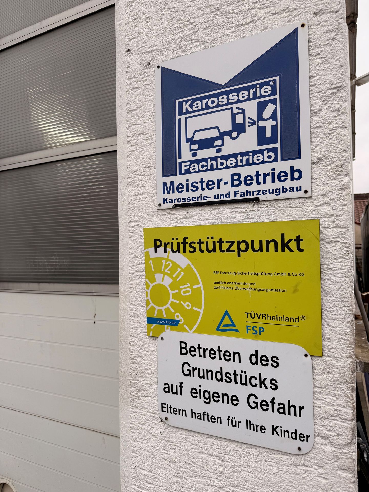 Beispielarbeit von M. Nester Meisterbetrieb Karosserie- und KFZ-Reparaturen - veröffentlicht auf Auto-Werkstatt.de
