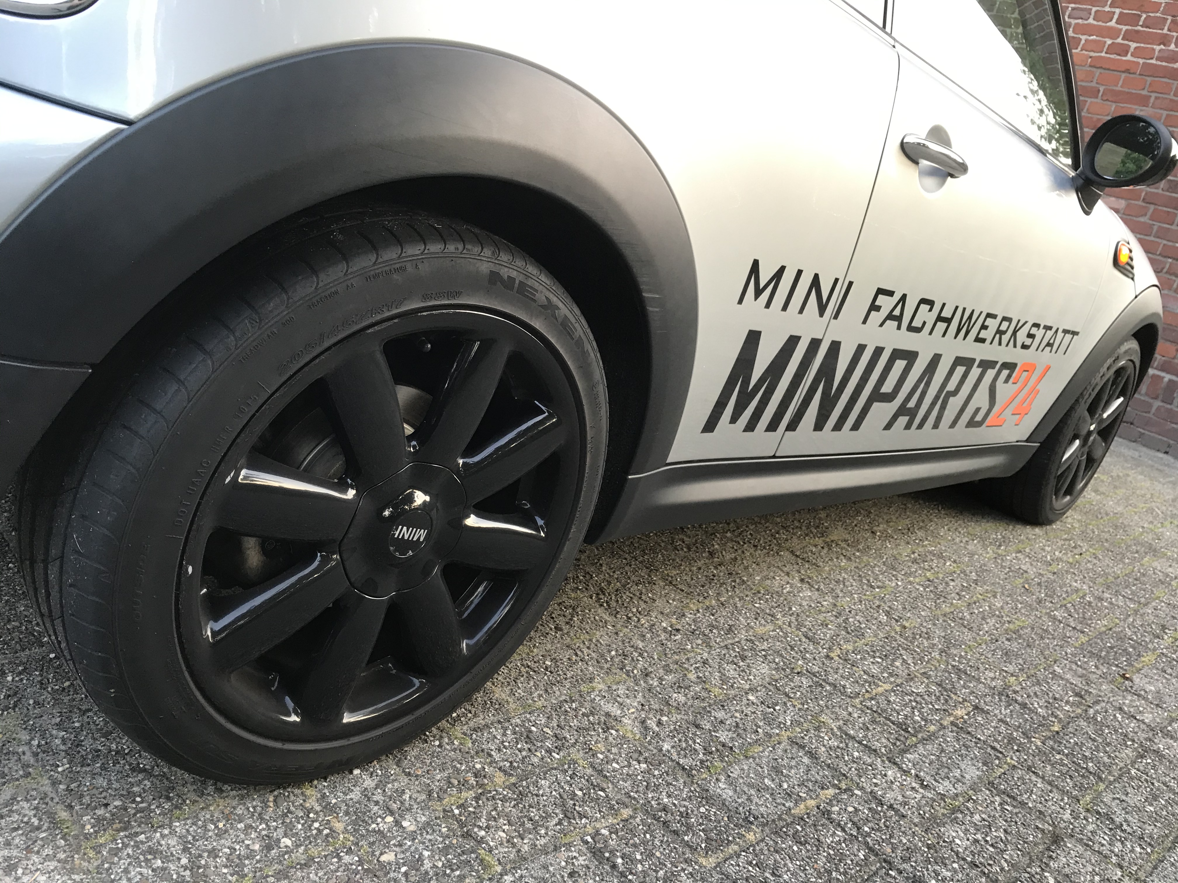 Beispielarbeit von Miniparts24 - veröffentlicht auf Auto-Werkstatt.de