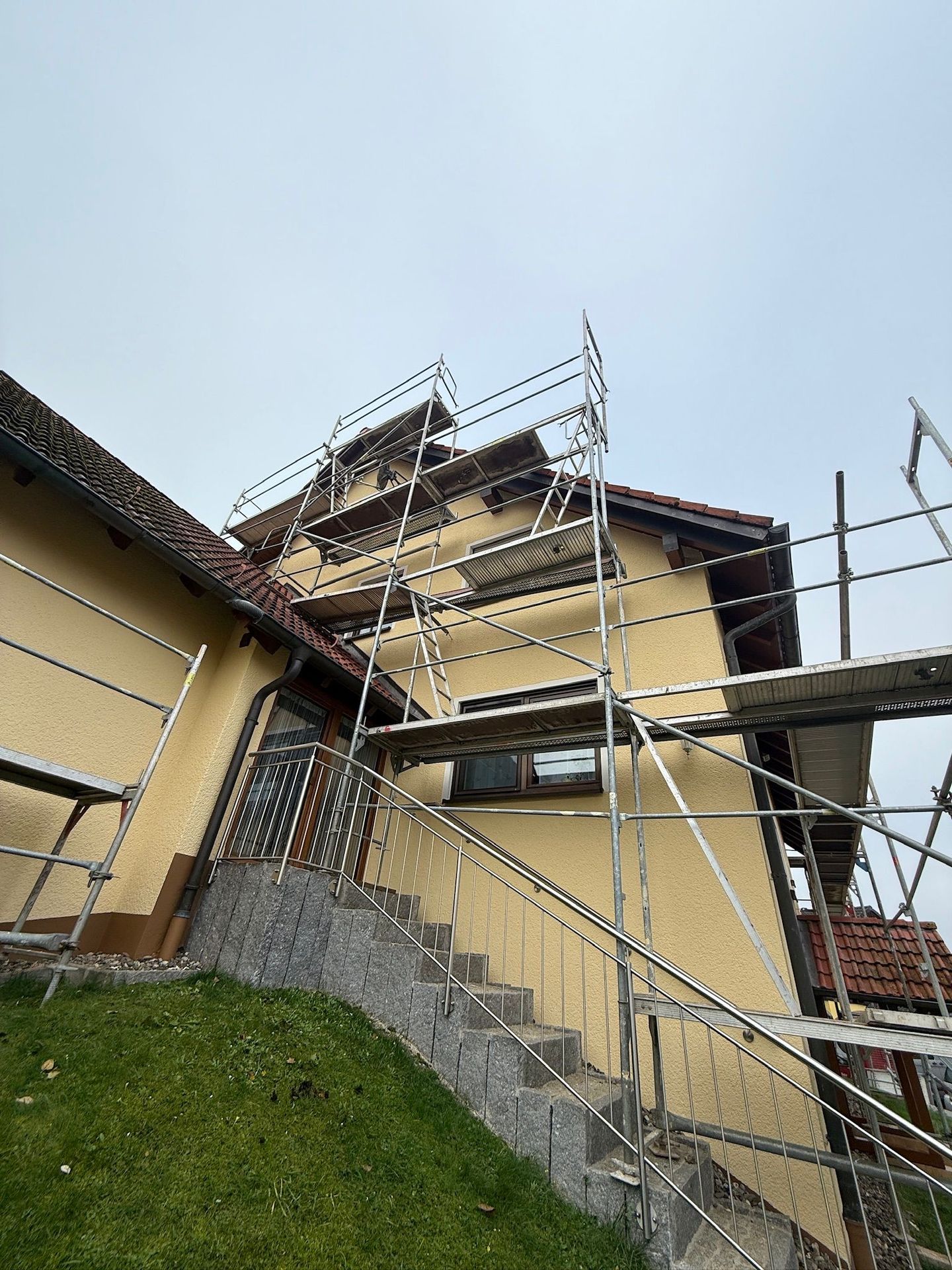 Beispielarbeit von Grasser Gerüstbau GbR, Inh. Egzon & Flamur Bajramaj - veröffentlicht auf Geruestbau.org