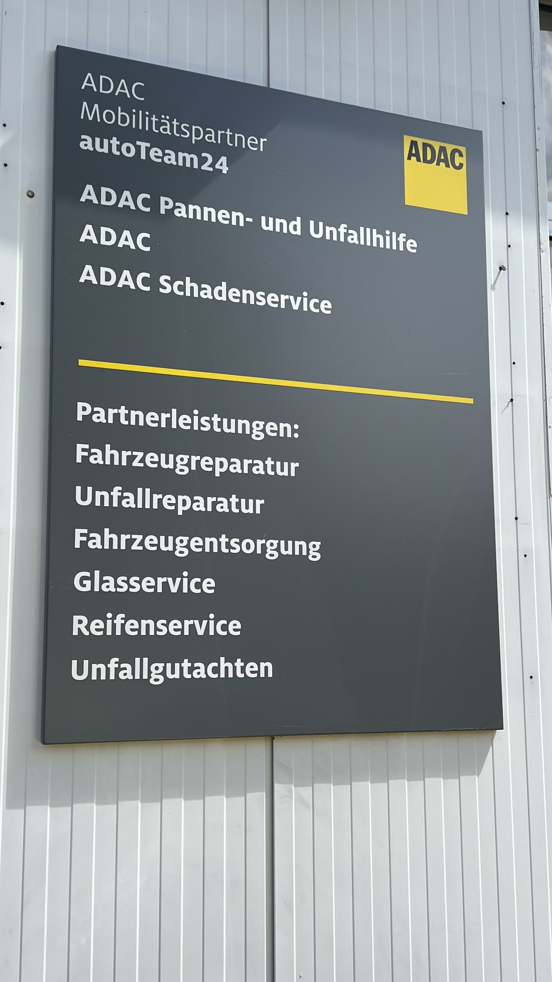 Beispielarbeit von Auto Team 24 GmbH ADAC Mobilitätspartner ,Kfz-Sachverständige u. Kfz-Werkstatt - veröffentlicht auf Auto-Werkstatt.de