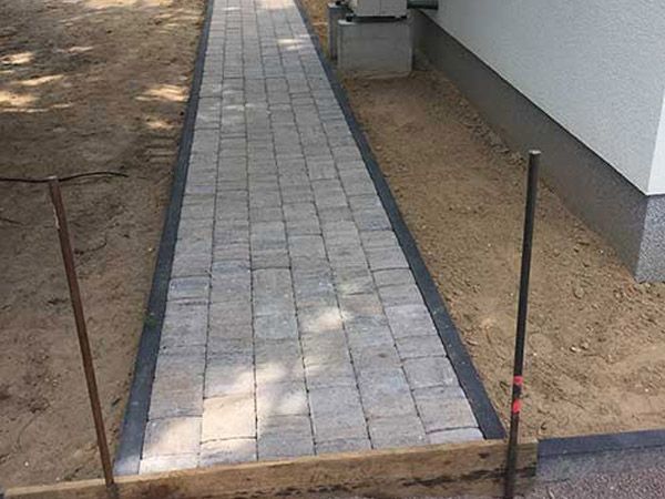 Beispielarbeit von Sahr Erdbau - veröffentlicht auf Gartenbau.org