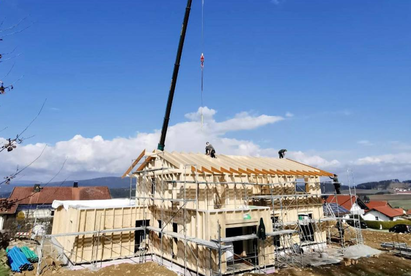 Beispielarbeit von ZIMMEREI HOLZBAU SCHILLER GMBH & CO KG - veröffentlicht auf Bauunternehmen.org