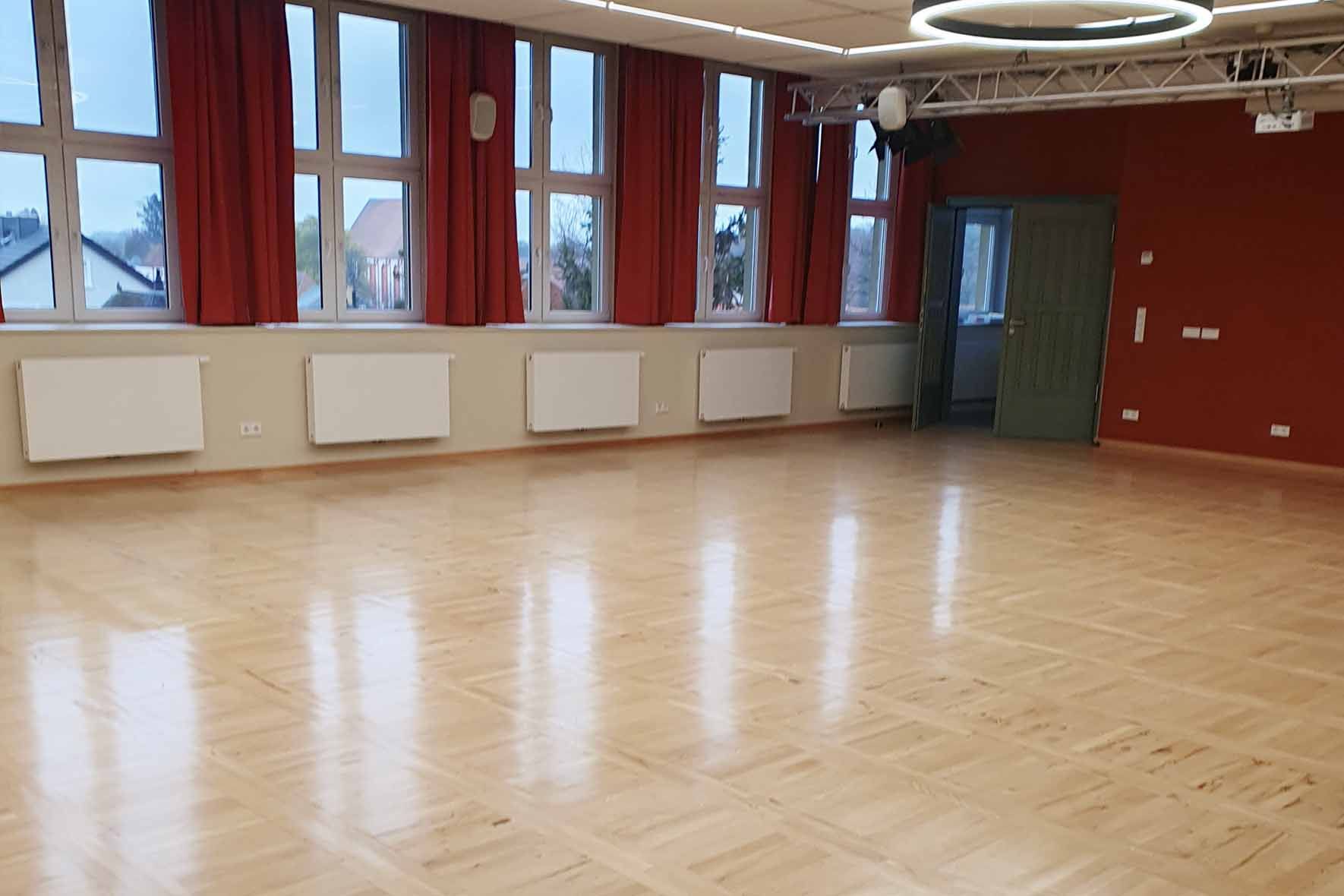Beispielarbeit von TOP Gebäudereinigung Sachsen GmbH & Co. KG / Niederlassung Erfurt - veröffentlicht auf Hausmeisterdienste.net