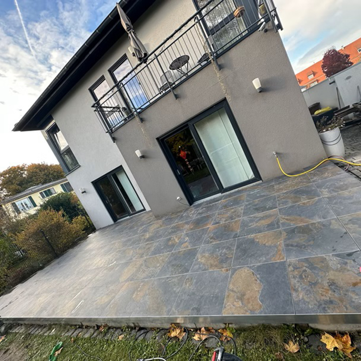 Beispielarbeit von AlMo Terrassenbau GbR - veröffentlicht auf Fliesenleger.net
