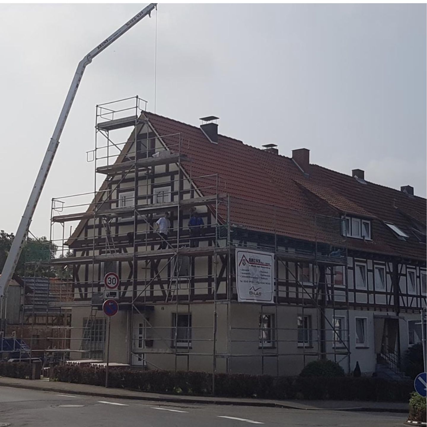 Beispielarbeit von Bruns Dach + Holzbau GmbH in Nieste und Staufenberg - veröffentlicht auf Dachdecker.com