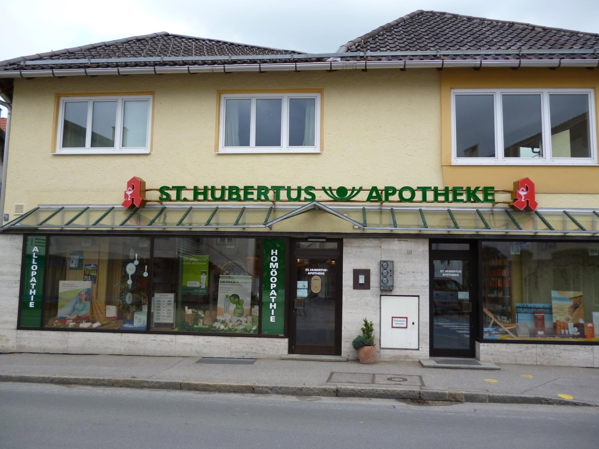 St. Hubertus Apotheke - GALLERY