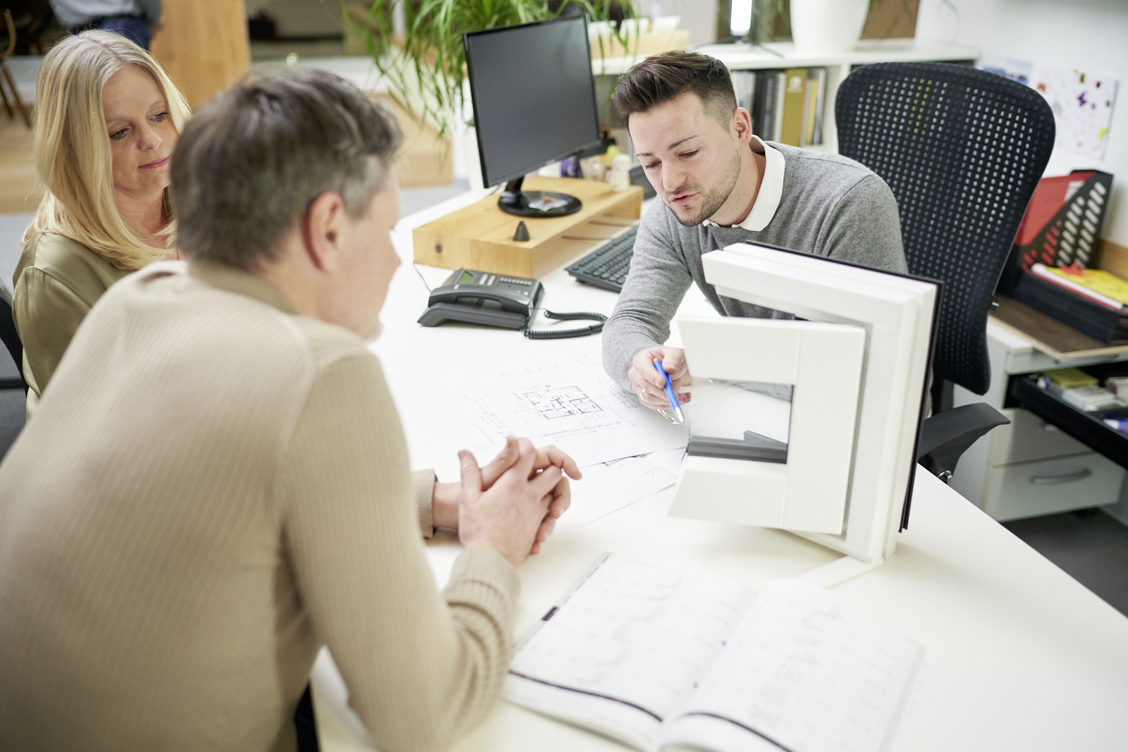 Beispielarbeit von Herrmann Fenster-Türen-Bodenbeläge GmbH - veröffentlicht auf Bauunternehmen.org