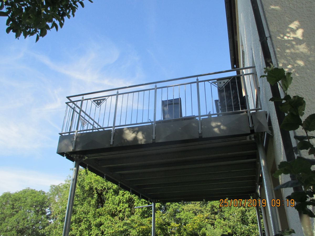 Beispielarbeit von MR Metall GmbH & Co. KG - veröffentlicht auf Schlosserei.net