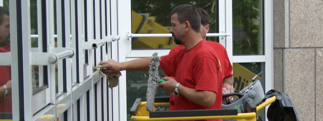 Gebäudereinigung Scholl GmbH cover image